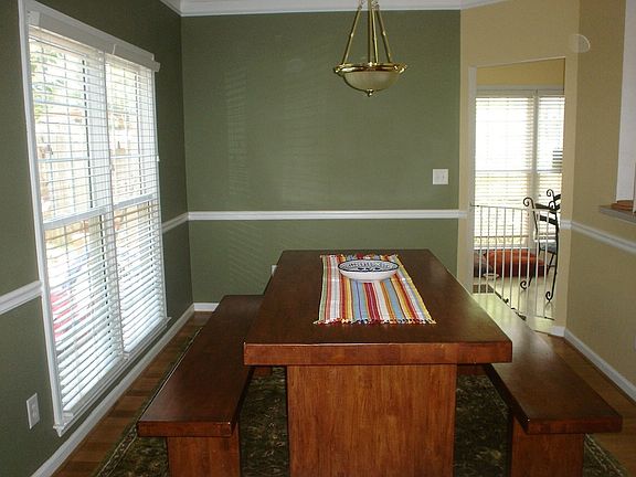Very large separate dining room, great for entertaining! Convenient pass throu