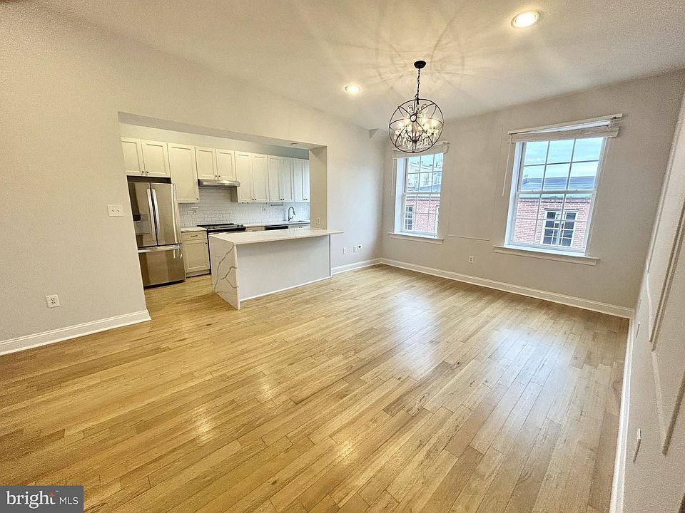 1st image of 6 S Strawberry St #10-13