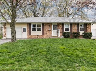 6229 Eastview Ave SW, Cedar Rapids, IA 52404