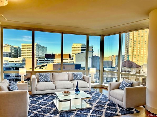 1 Renaissance Sq Unit 11A