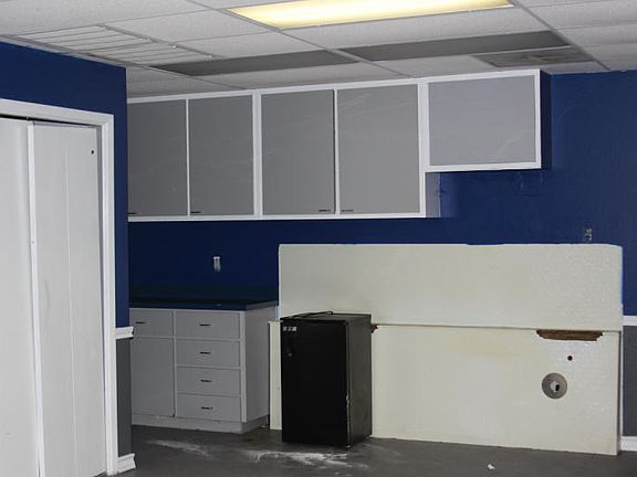 3rd image of 423 W Cleveland Blvd Ste 1