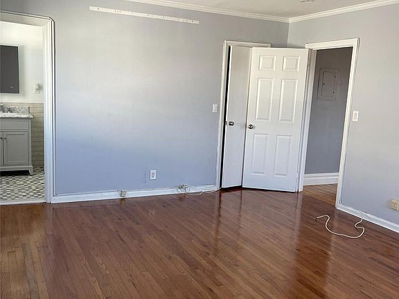 5th image of 650 W Park Ave #2