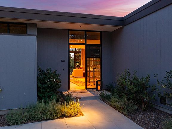 3rd image of 115 Sagebrush Court