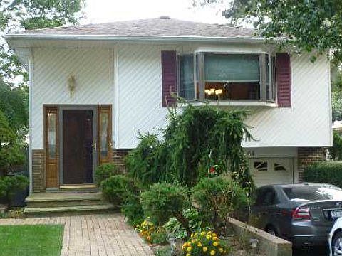 1st image of 64 Koehl St