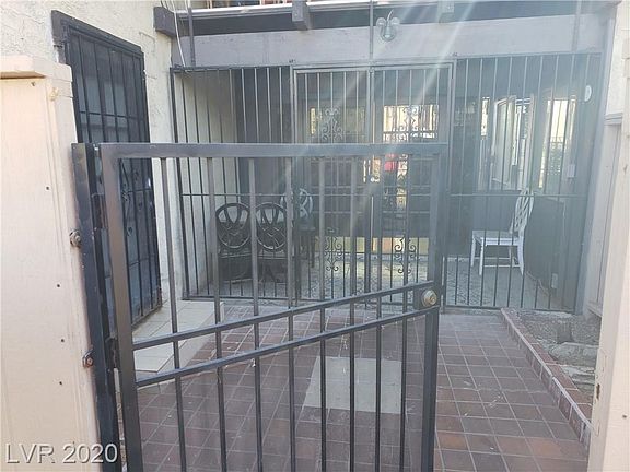 3rd image of 1405 Vegas Valley Dr APT 229