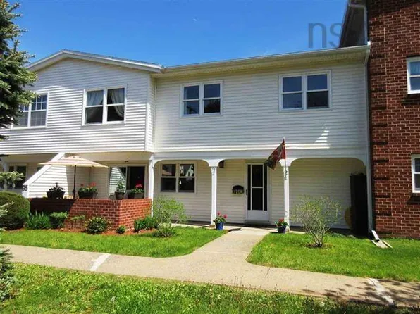 95 Empire St Unit 2, Bridgewater, NS B4V 2L8