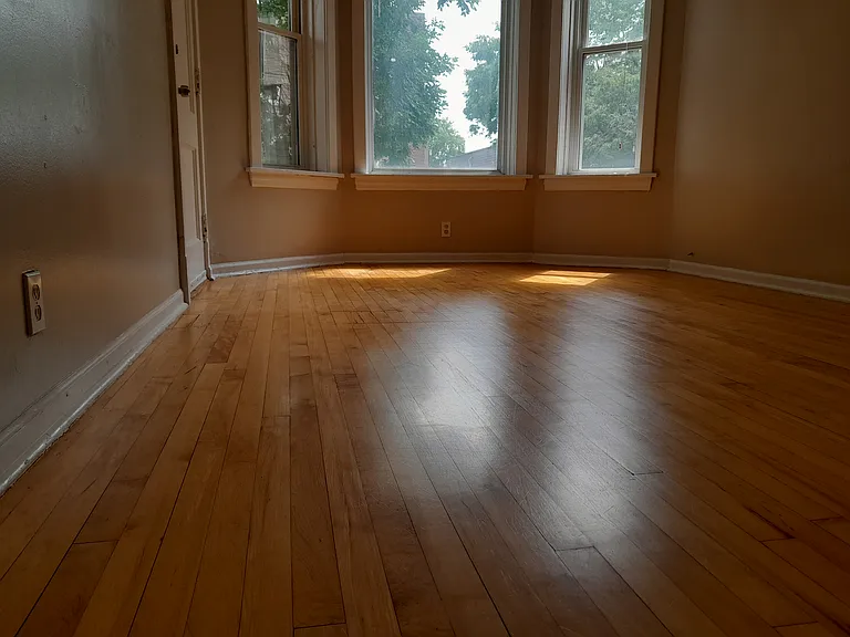4322 N Drake Ave #2 — Photo 2