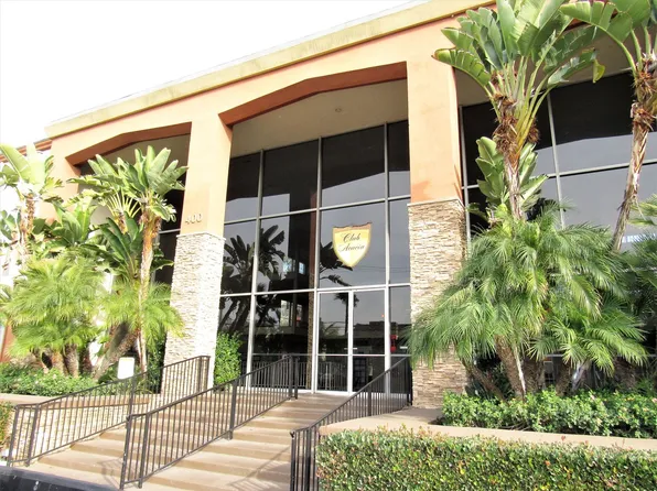 400 N Acacia Ave, Fullerton, CA