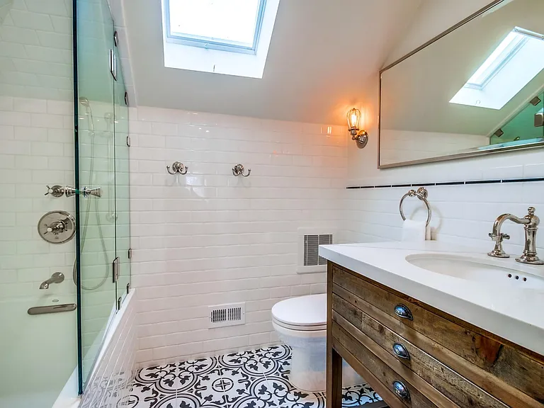 3144 Granada Ave — Photo 7