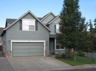 1377 N Hawthorne St, Canby, OR 97013