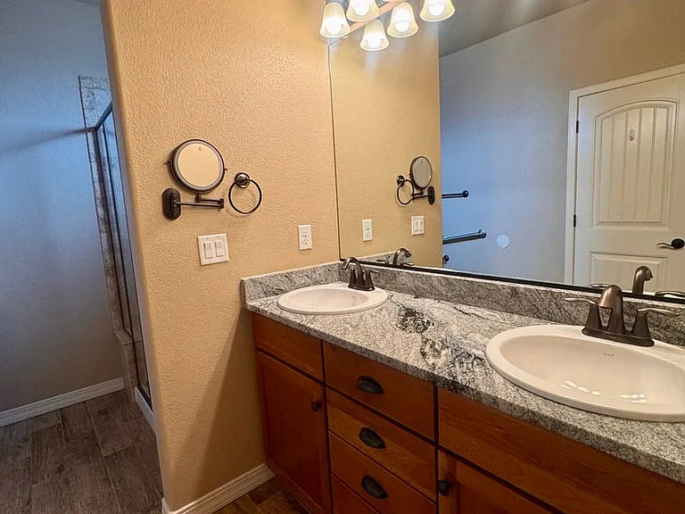8475 Glen Carriage Grv — Photo 19