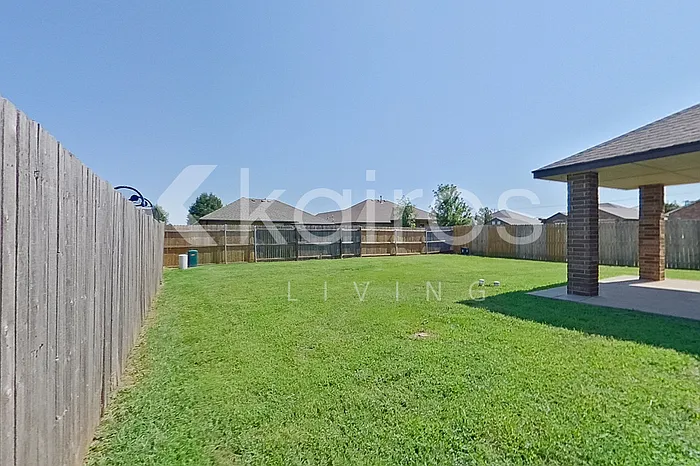 10613 SW 36th St — Photo 18