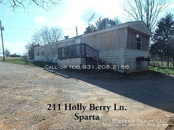 2nd image of 211 Holly Berry Ln