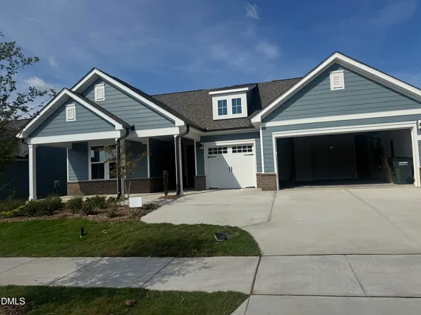 58 E Araco Dr, Clayton, NC 27520