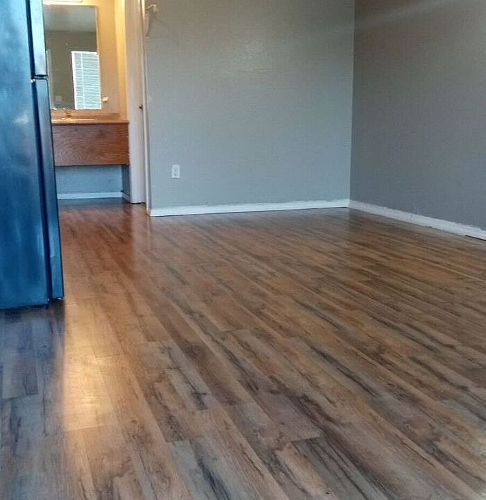 1st image of 636 Frankie Matthew Dr #2