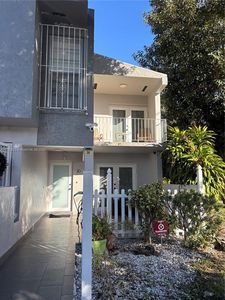 2415 NW 11th St APT 30-A, Miami, FL, 33125