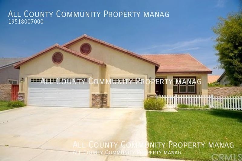 1st image of 3620 Coronado Ave
