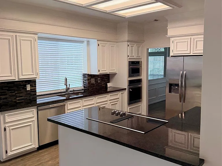 2201 Summer Reef Dr — Photo 8