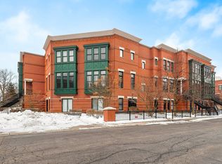 132 N Rose St #40F, Palatine, IL 60067