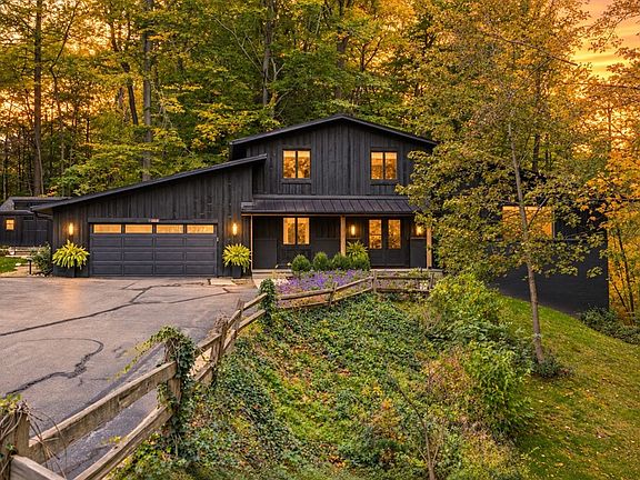 2nd image of 317 Brooksboro Dr