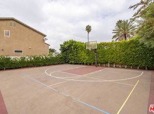 9722 Pine Orchard St, Pacoima, CA 91331