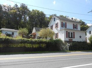 95 Molleystown Rd, Pine Grove, PA 17963