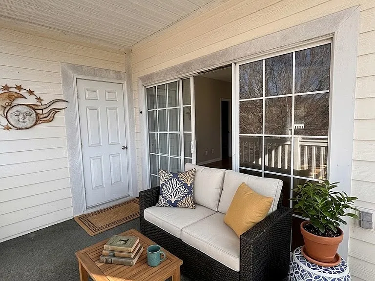 3923 Gladiola Ct #201 — Photo 27