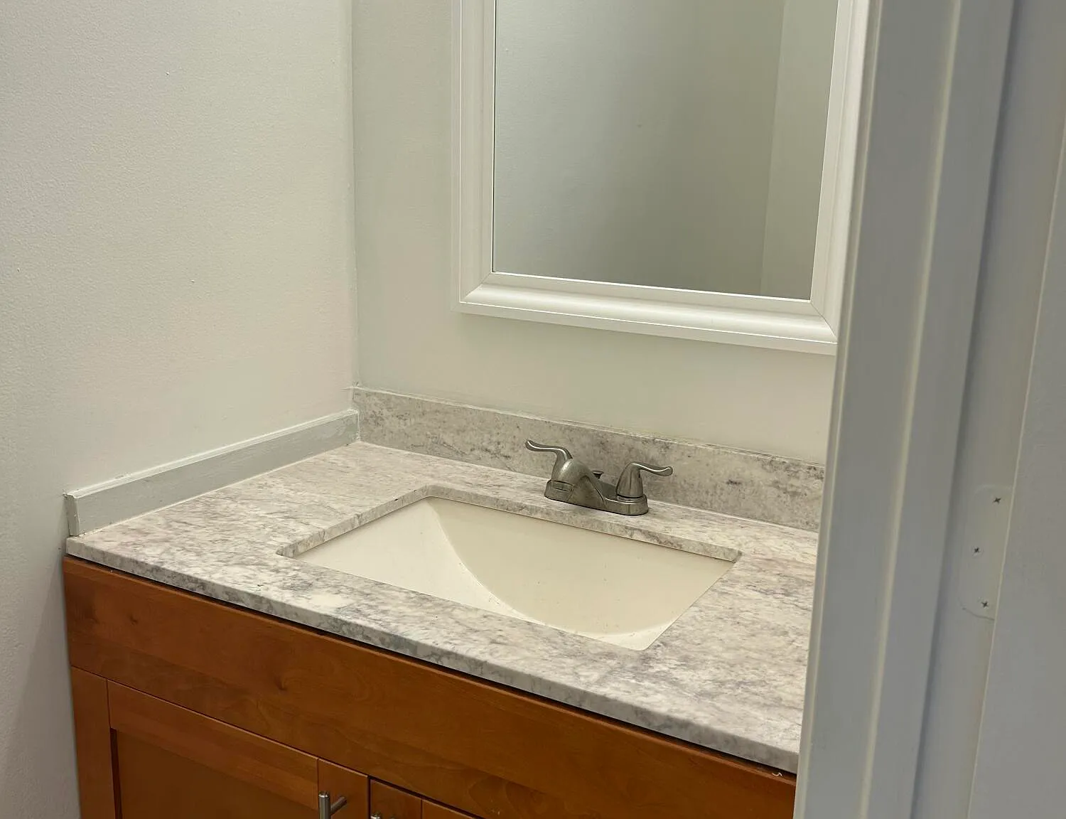 3 bed, 2.5 bath, 1443 sqft, $3,450 — Photo 3
