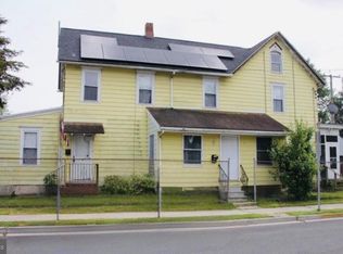 78 Walnut St, Salem, NJ 08079