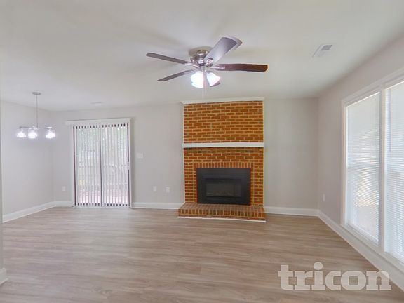 3rd image of 6701 Hickory Trace Dr