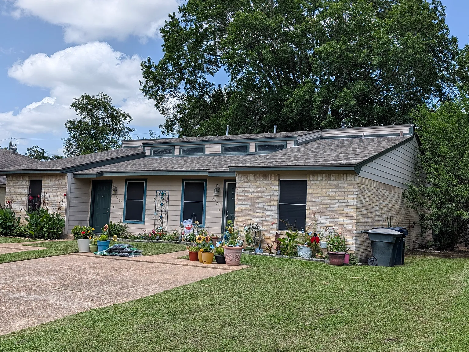 2 bed, 930 sqft, $1,150 — Photo 3