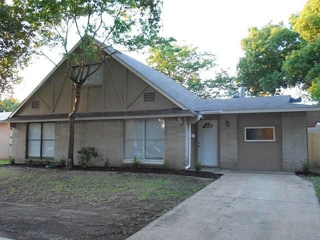 1st image of 2325 Briarwood Ln