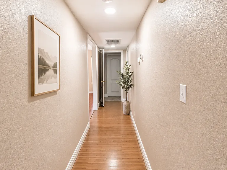 5613 W Fallon Ave — Photo 6