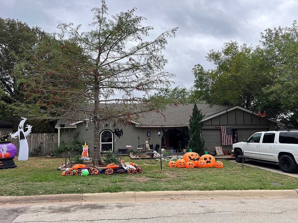 1st image of 6732 Greenacres Dr