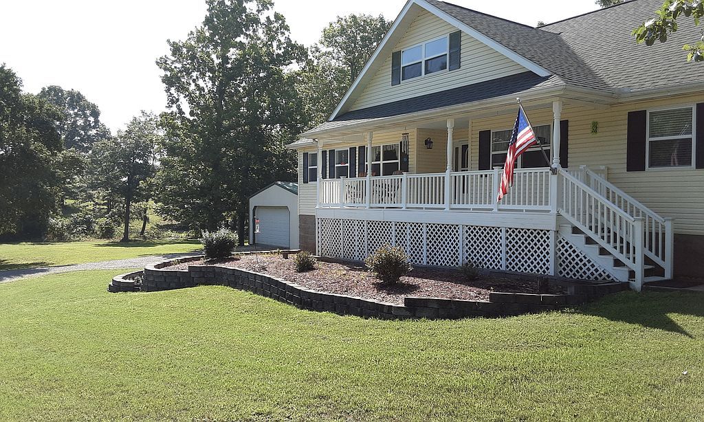 218 Robin Hood Cir - Property Image
