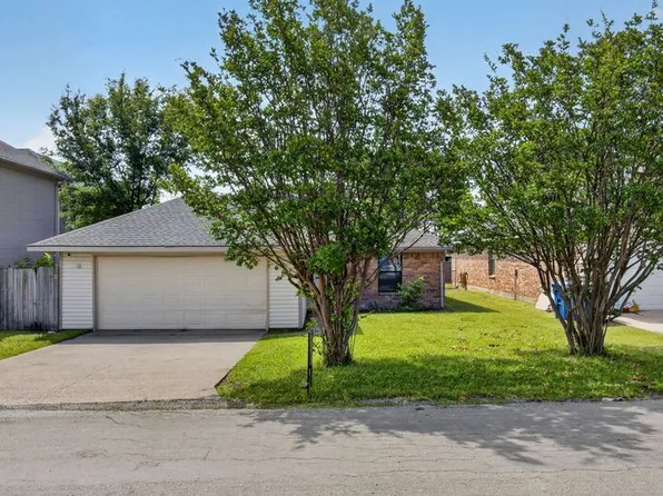 609 Trout St, Rockwall, TX 75032