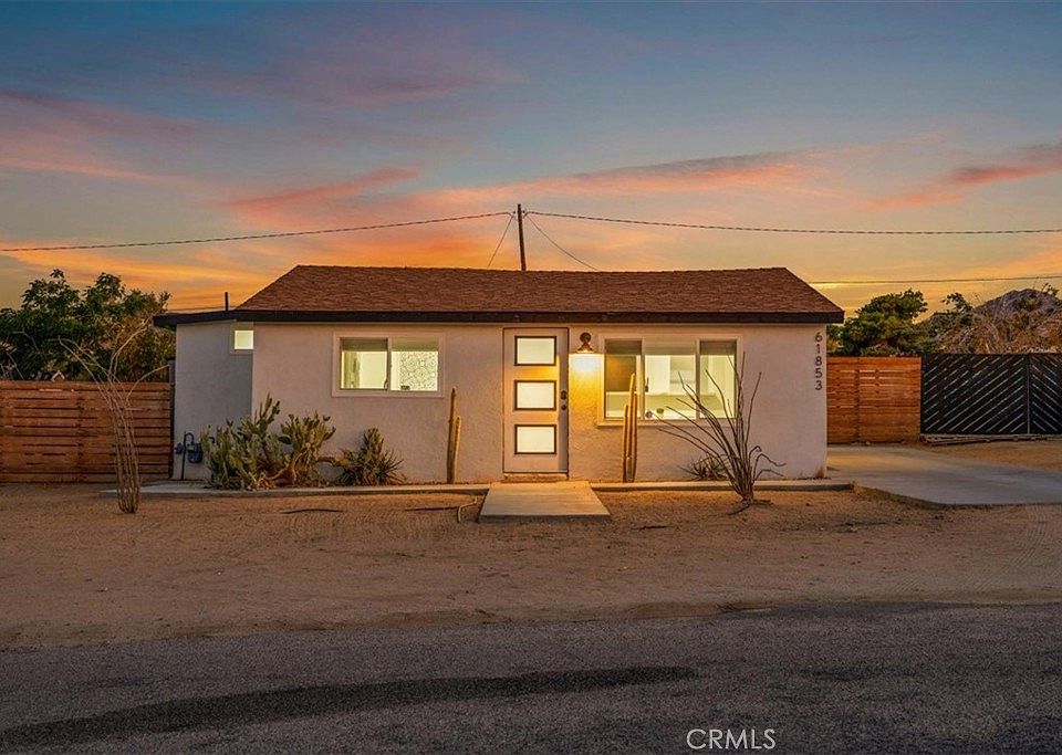 1st image of 61853 Grand View Cir