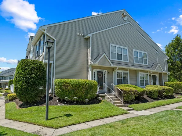 4208 Buxmont Rd, Marlton, NJ 08053