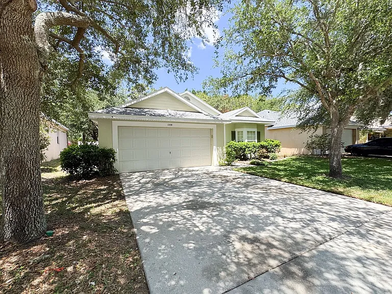 1108 Longville Cir — Photo 3