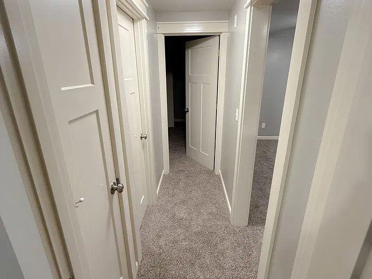 710 Harvest Dr — Photo 6