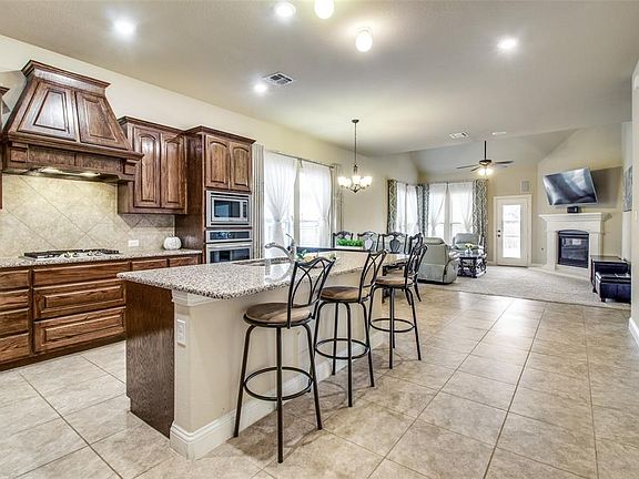 4th image of 705 Ely Ct