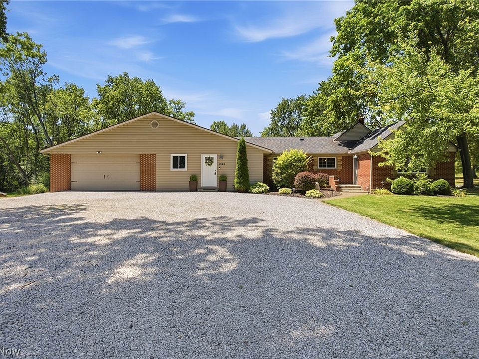1st image of 1846 Edwards Dr