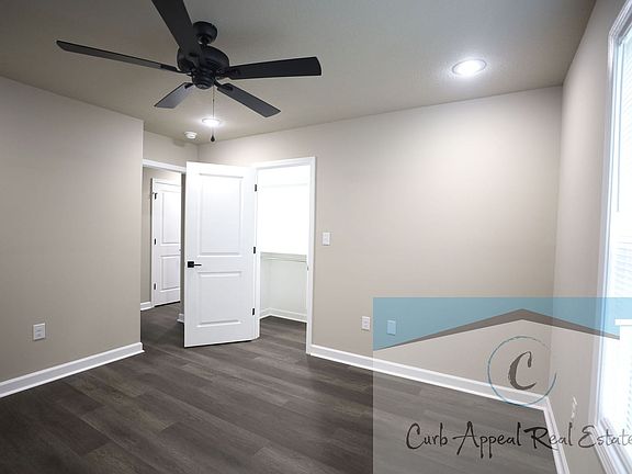 5th image of 910 E Word Ave #3