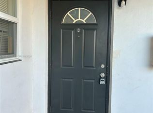 1119 NE 15th St APT 4, Fort Lauderdale, FL 33304