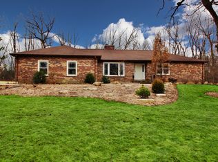 2911 Parkview Dr, Marengo, IL 60152