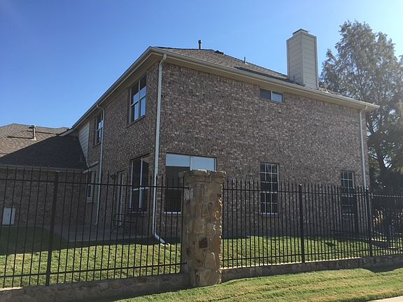4th image of 3705 Menard Dr