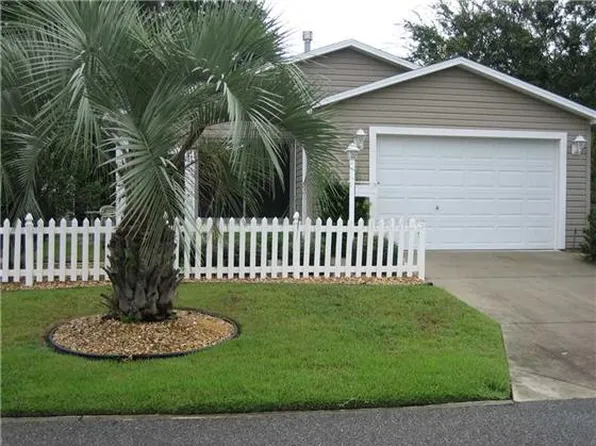 1567 Woodfield Way, The Villages, FL 32162