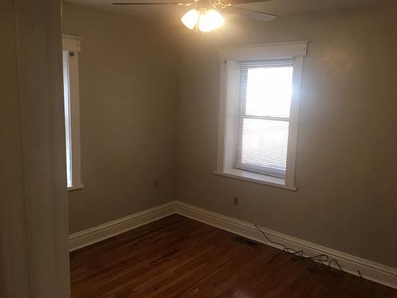 5th image of 4895 Farlin Ave Floor 1