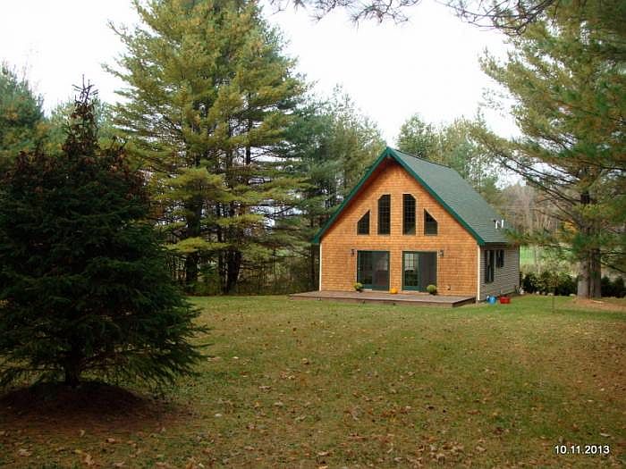 Deck & large yard