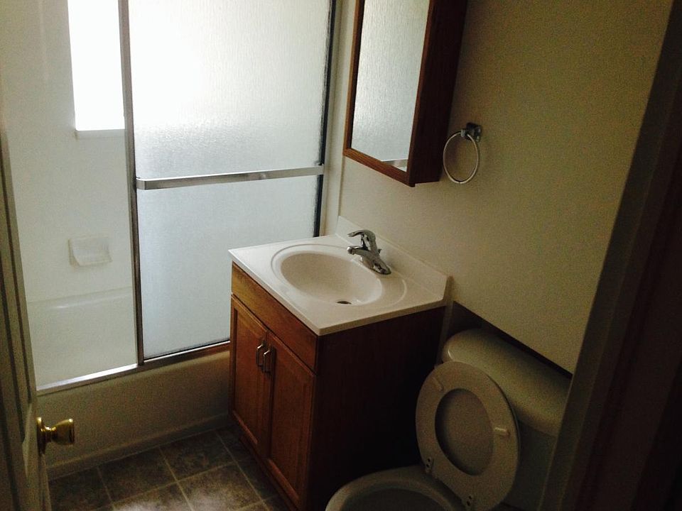 2nd image of 871 36th St